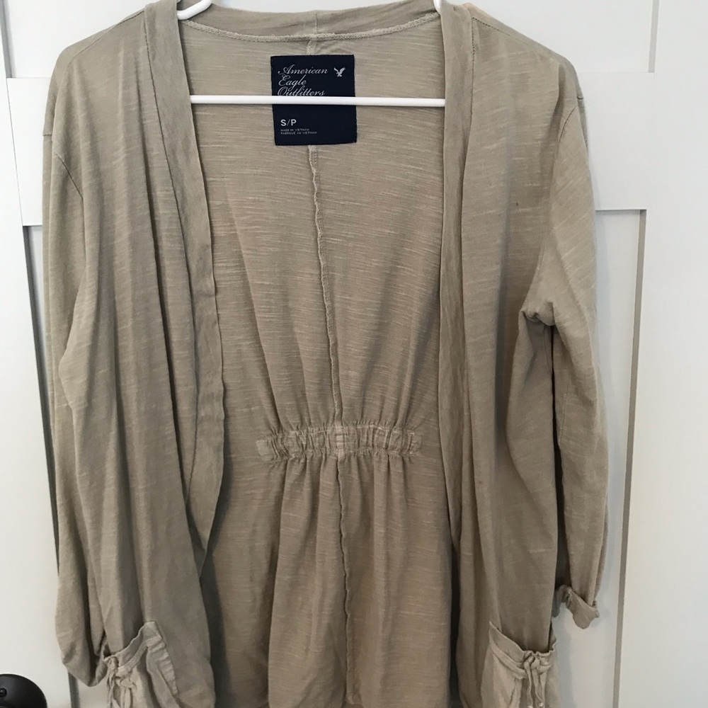 AMERICAN EAGLE CARDIGAN